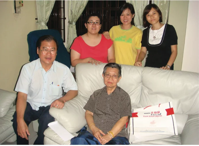 Pancreatic Cancer Survivor from Malaysia with Family